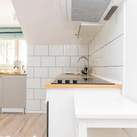 Heritage House Apartment *