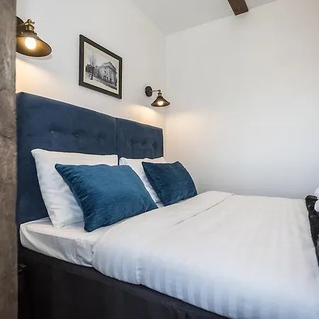 Apartment Heritage House