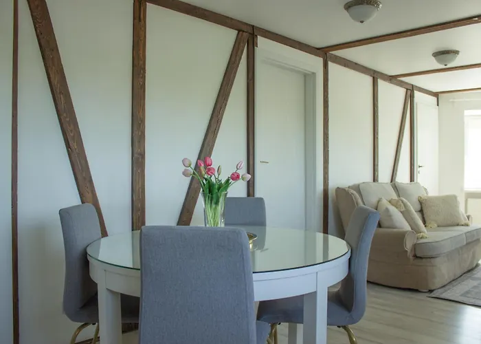 Heritage House Apartment *